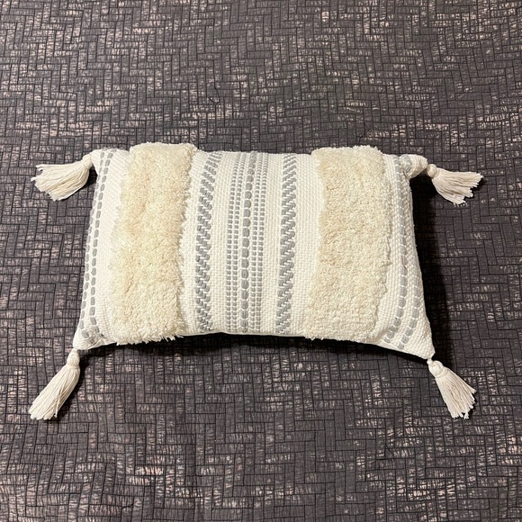 Decor Uhome Boho Lumbar Pillow Cover w/Miulee Pillow Insert 12x20 inch - Picture 4 of 5